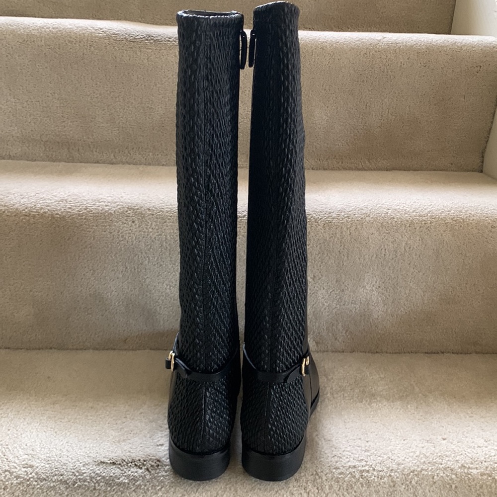 NIB COLE HAAN TALL BLACK LEATHER HEELED BOOTS - Picture 4 of 6